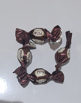 شکلات ترافل پینک 150 گرم 70 عدد